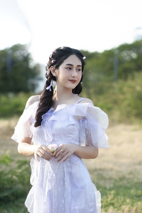 亚洲清纯少女风格婚纱美女写真摄影图片